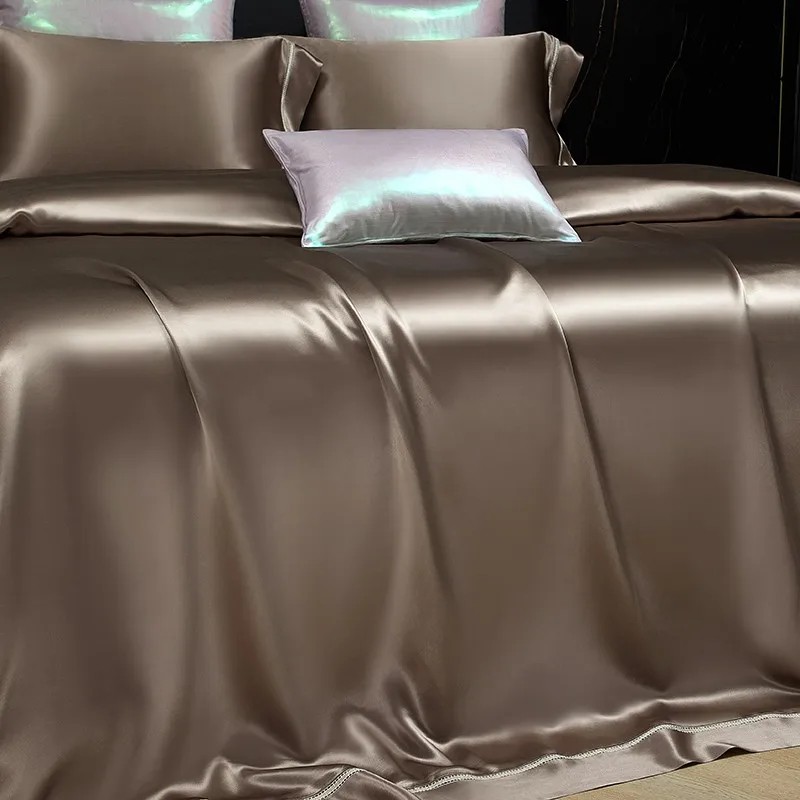 Set copripiumino premium da 4  - Silk Sheet Set recensione e prezzo